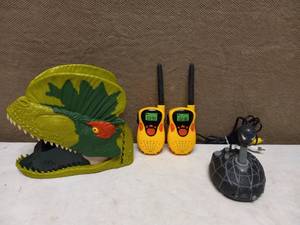 SPIDER-MAN VIDEO GAME, WALKIE TALKIE DINOSAUR TOY