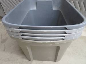 5 STERLITE TOTES NO LIDS