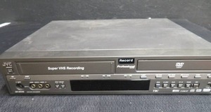 JVC VHS  DVD