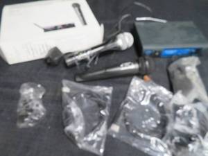WIRELESS MICROPHONE SYSTEM