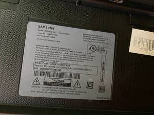 lot 980 image: UN50TU7000 Samsung - 50 Class 7 Series LED 4K UHD Smart Tizen TV (TECHNICIAN TESTED LIKE-NEW)