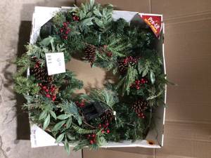lot 13 image: Home Accent 30 in Prelit Woodmore Wreath review pictures