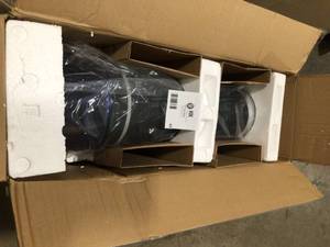 lot 43 image: Luma comfort Tower Evaporative cooler