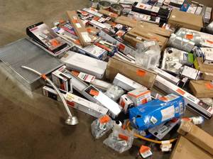 Lot of assorted Plumbing Bath Items various models and conditions  Customer Returns See Pictures