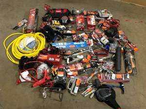Lot of assorted Tools , accesories various models and conditions customer returns see pictures
