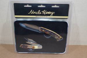 Uncle Henry 2 Knife Limited Edition Gift Set