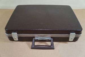 Challenge Hard Sided Pistol Cases - 1 Key Fits Both