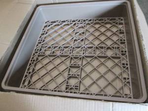 lot 81 image: Brown Dish Washer Rack...