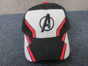 lot 138 image: Avengers Cap...