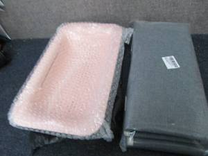 lot 189 image: Extendable Strainer, 2 Laundry Bags...