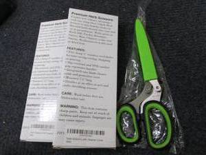 lot 195 image: 3 Herb Scissors...