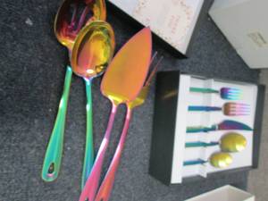 lot 234 image: 20 pc Flatware for 4, Utensil Set...