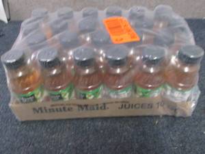 lot 290 image: 23- 10 oz Bottles Minute Maid Apple...