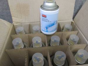 lot 298 image: Case of 12 Rubbermaid Air Neutraliz...