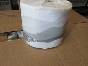 lot 338 image: Pacific Blue Basic 2-Ply Embossed T...