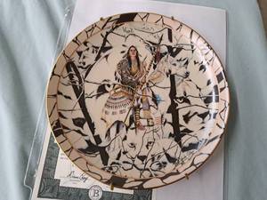 lot 644 image: Seeing the Unseen by Diana Casey Limited Edition Collectors Plate