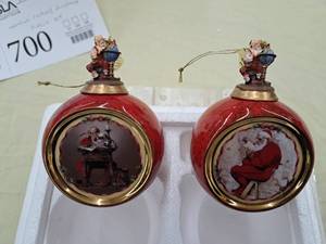 lot 697 image: Lot of (2) Santa Reading Mail and Extra Good Boys and Girls Collectors Ornaments