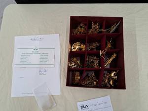 lot 736 image: Lot of (12) Collectors Ornaments