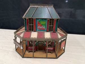 lot 866 image: Coca-Cola Stained Glass Victorian Hotel Sculpture