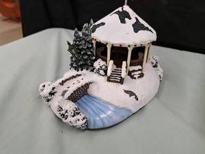 lot 849 image: Hawthorne Village Winter Memories Gazebo by Terry Redlin Sculpture