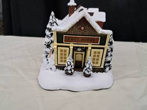 lot 853 image: Hawthorne Village Post Office by Terry Redlin Sculpture