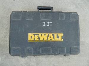 lot 67 image: Dewalt Set #24