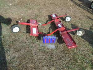 Snapper dethatcher. Is mountable on mower. As shown.