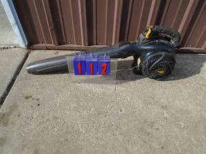 Poulan 2 cycle blower. Good used condition. Tested & works. As shown.