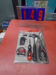 Duramax 16 piece house hold tool set. As shown.