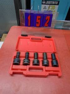 T & E torx sockets. As shown.