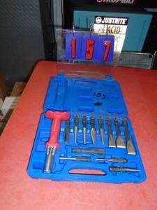 New interchangable punch & chisel set. As shown.