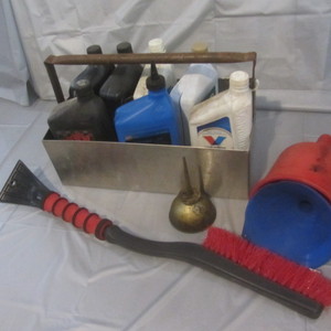lot 53 image: Automotive Fluids