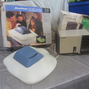 lot 86 image: Air Purifier, Humidifier
