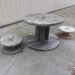 lot 109 image: Wood Spools