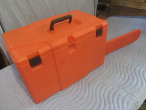 lot 60 image: Echo Chainsaw Case