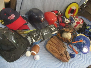 lot 77 image: Sporting Equip