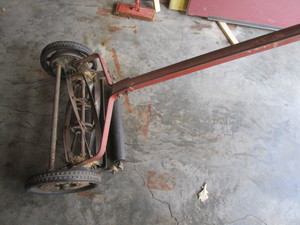 lot 116 image: Reel Mower