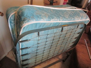 lot 118 image: King Koil Folding Cot