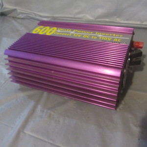 lot 84 image: Power Inverter
