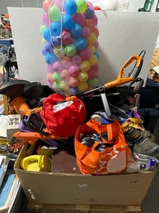 lot 68 image: Large Pallet of Misc. Items