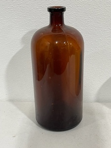 lot 85 image: Vintage Large Glass Bottle