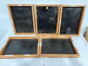 lot 87 image: Display Cases