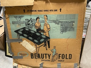 lot 91 image: Vintage Metal Folding Table