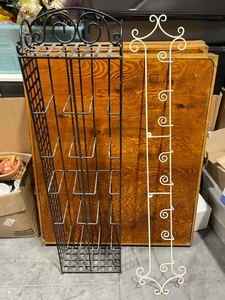 lot 92 image: Metal Hanging Racks