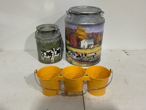 lot 95 image: Metal Decor