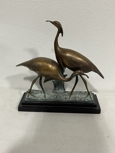 lot 97 image: Home Decor