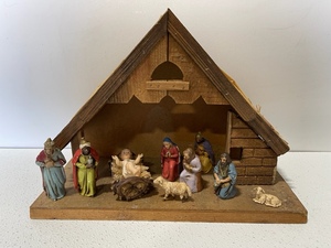 lot 34 image: Holiday Nativity Scene