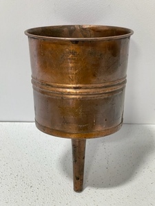 lot 37 image: Vintage Coleman Lamp & Stove No 1 Funnel