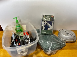 lot 42 image: Small Tote of Camping Essentials