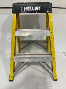 Keller 2FT Step Ladder
